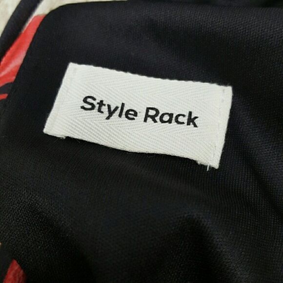 Style Rack Women's Fit & Flare Dress Flower Print Size Medium Halter Neck - Picture 7 of 7